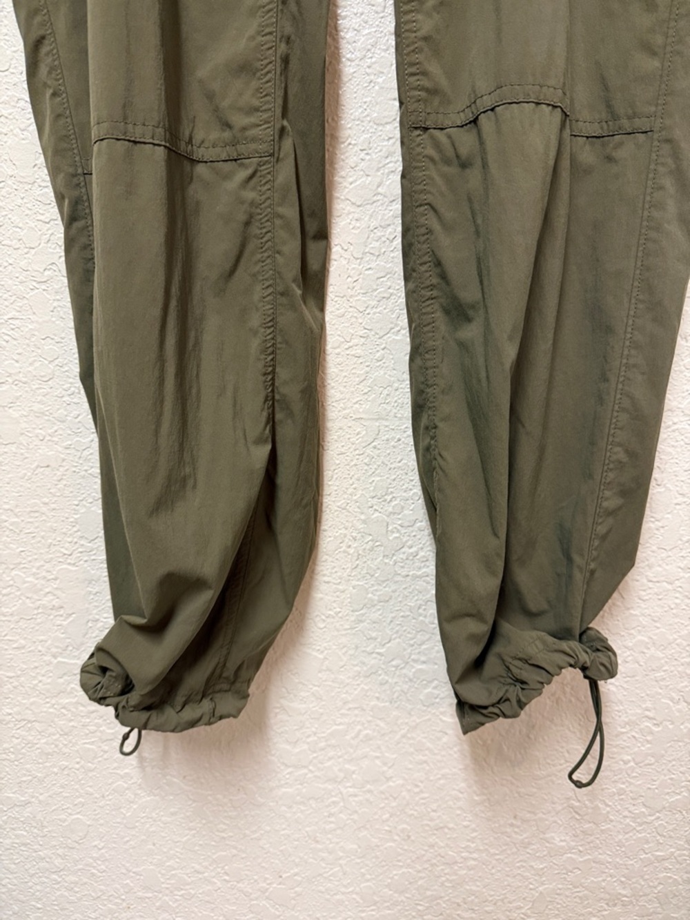 REI Olive Green Casual Cargo Pants Size 14 - Picture 12 of 16